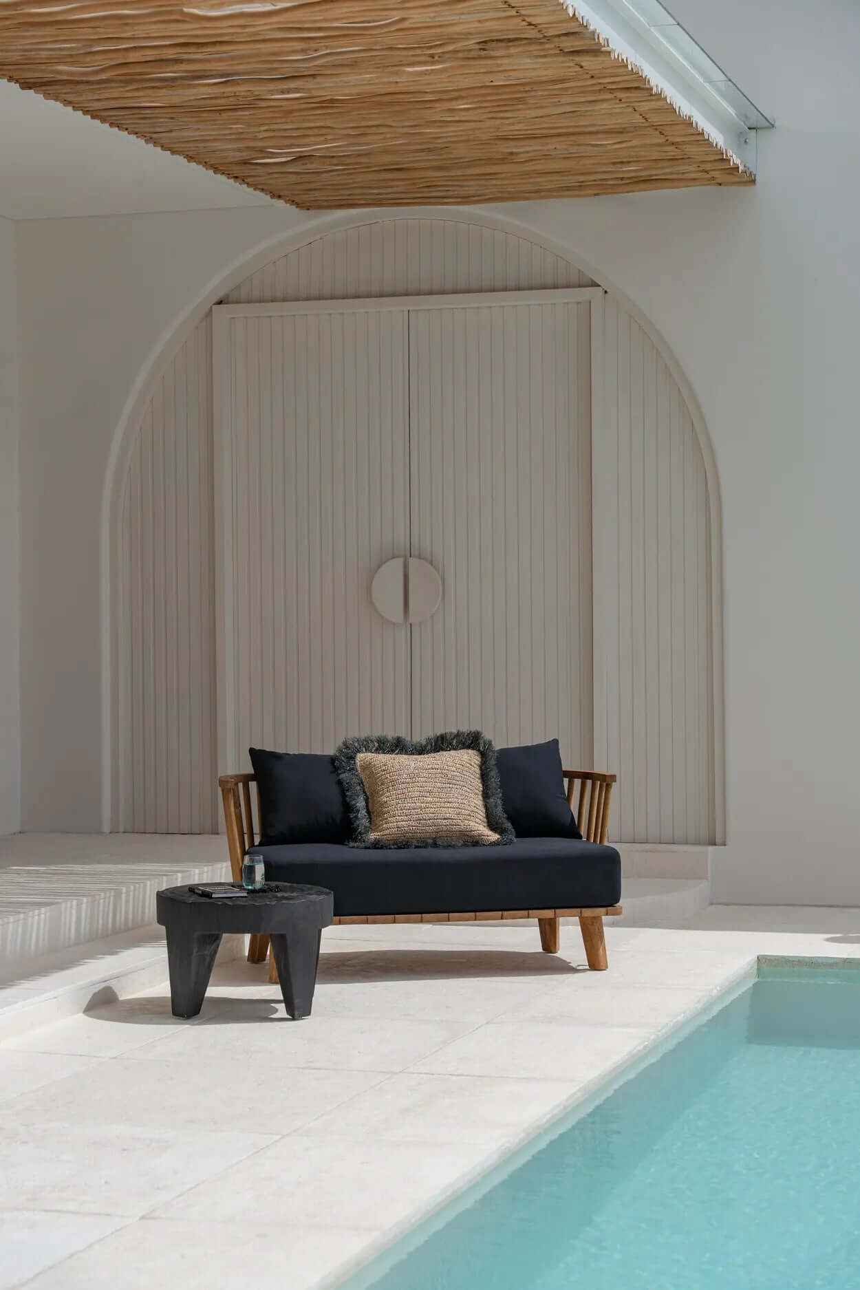 The Madero Coffee Table - Black image 3