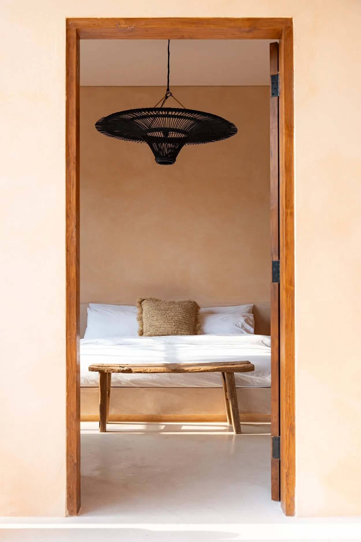 The Sky Pendant - Black - XL image 2