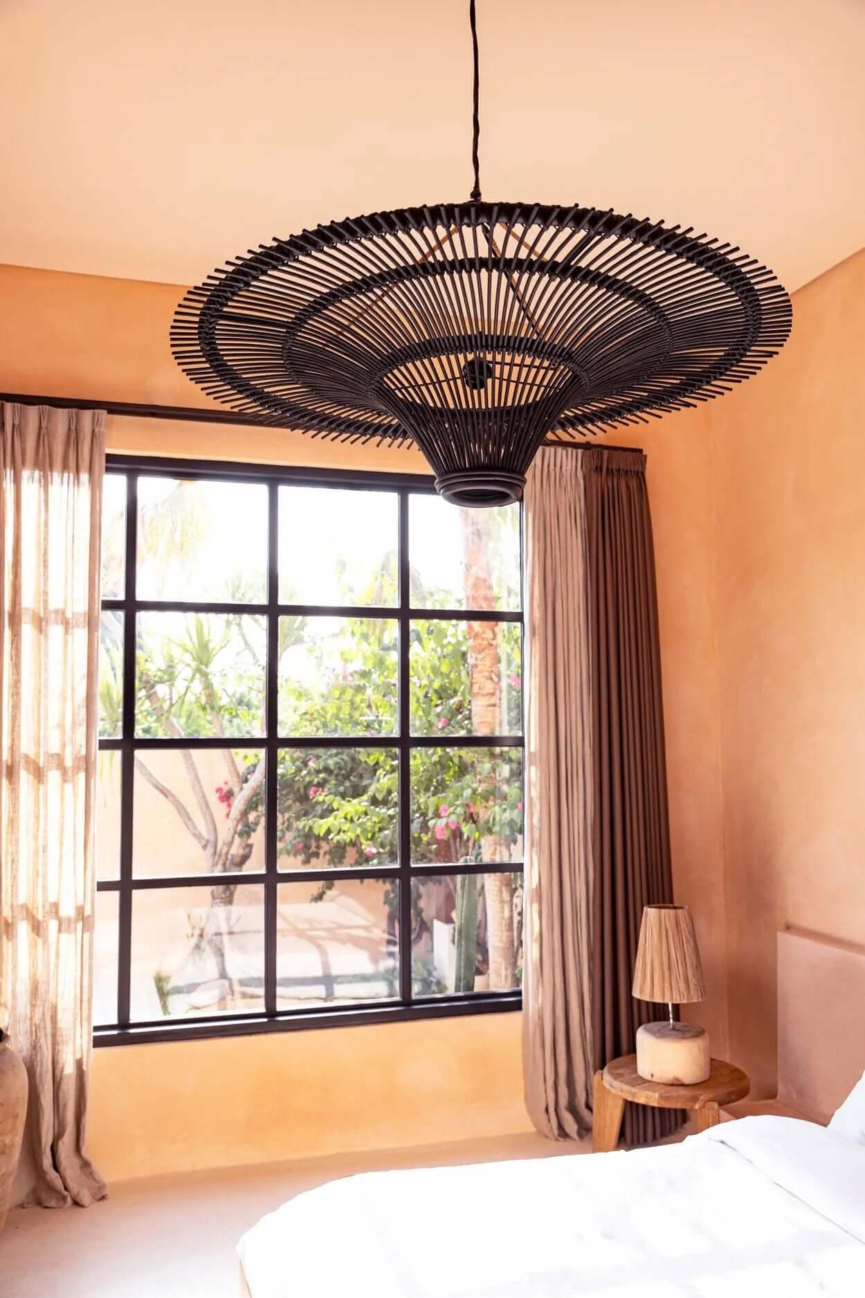 The Sky Pendant - Black - XXL image 2