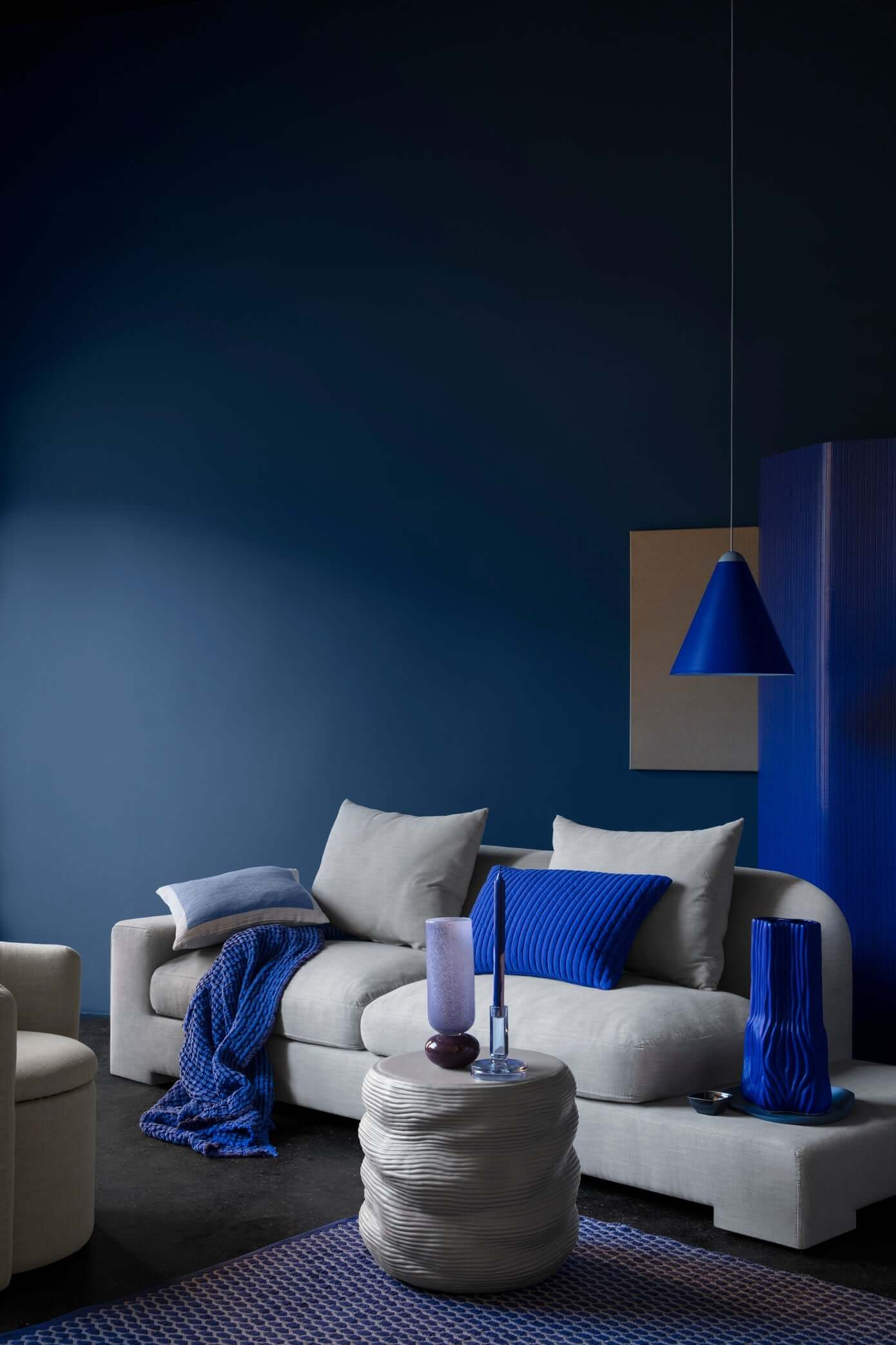 Bay Chaise Longue Left Sided – Luxury Designer Furniture by Broste Copenhagen in a modern living room, featuring sleek Scandinavian design.