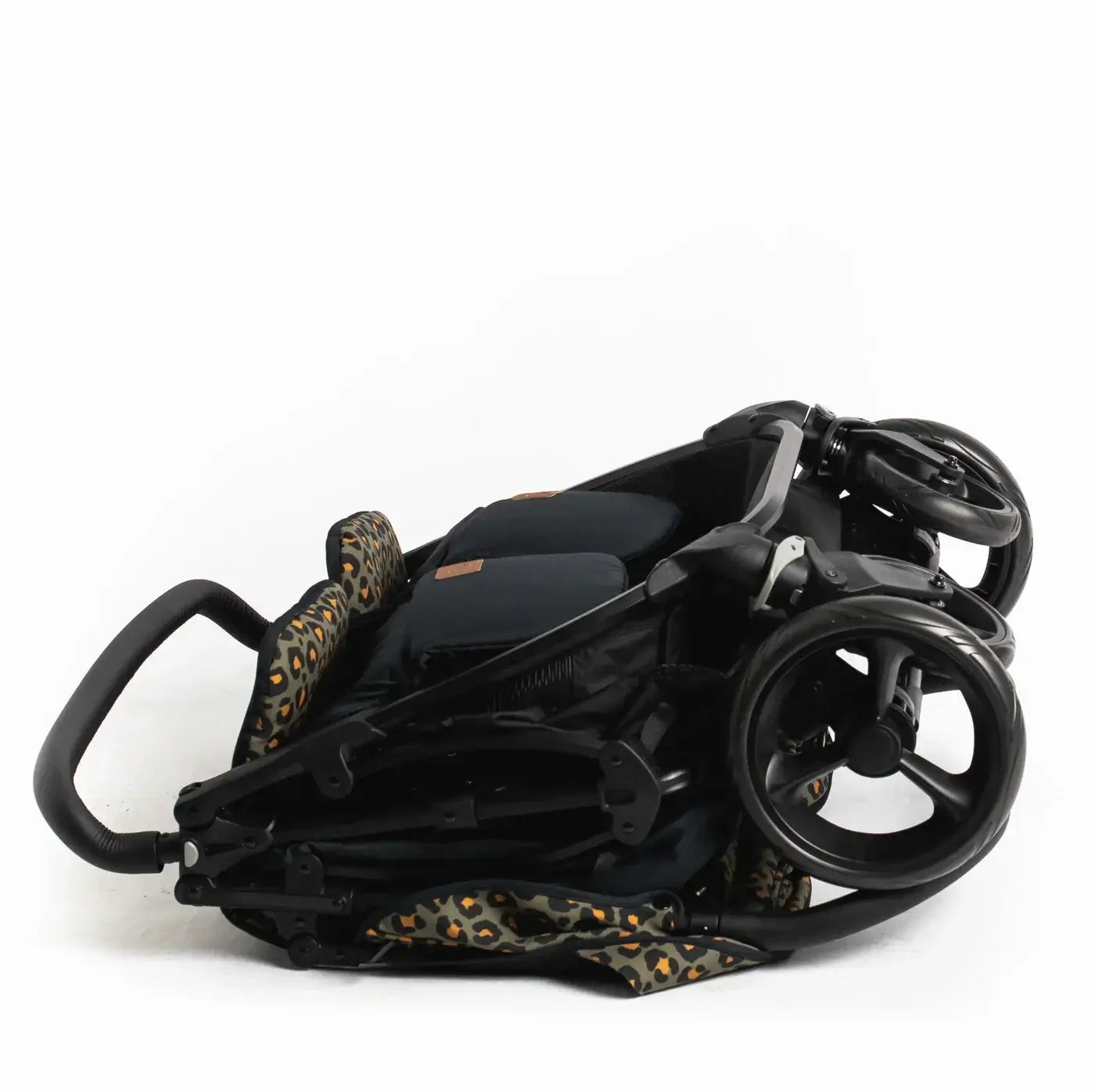 #color_khaki-leopard