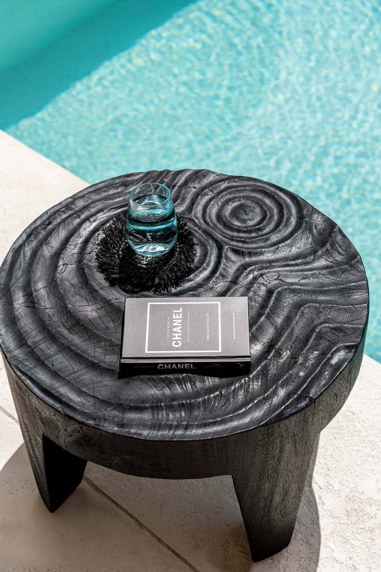 The Madero Coffee Table - Black image 2