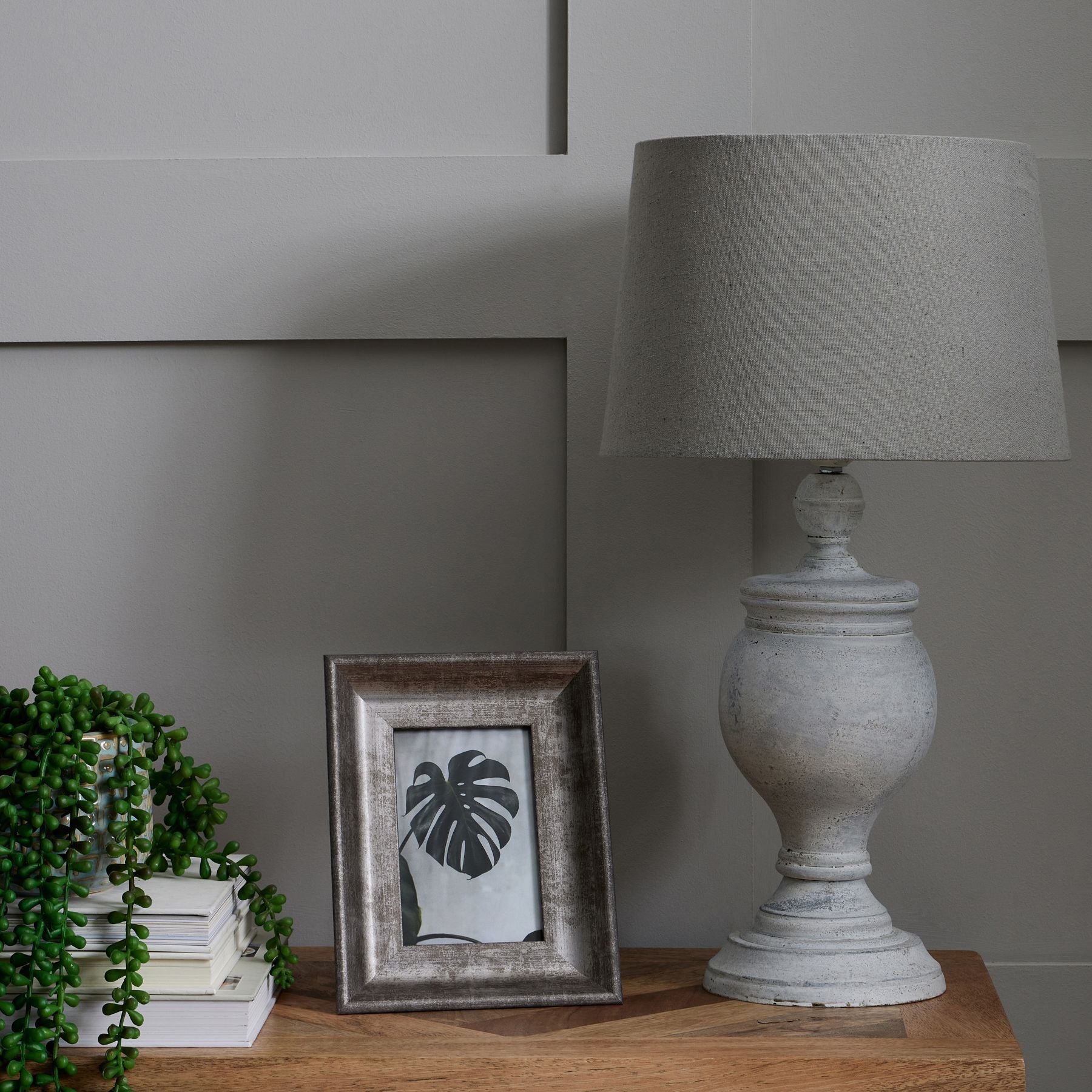 Uthina Table Lamp – Luxury and Designer Furniture by Vendor. Premium modern design for high-end home decor.