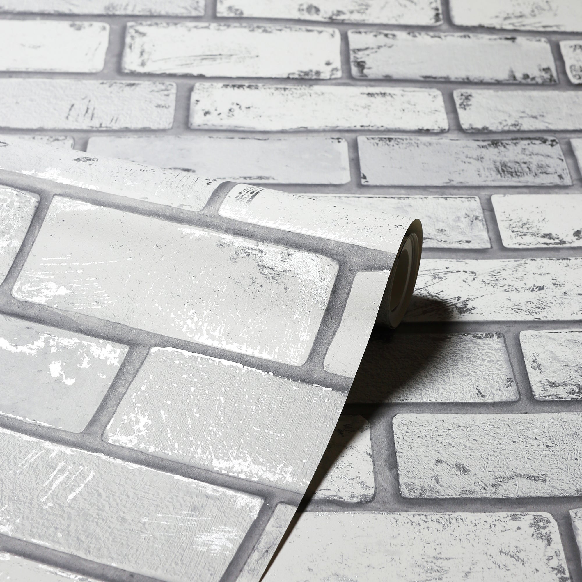 Metallic Brick White/Silver Wallpaper image 2