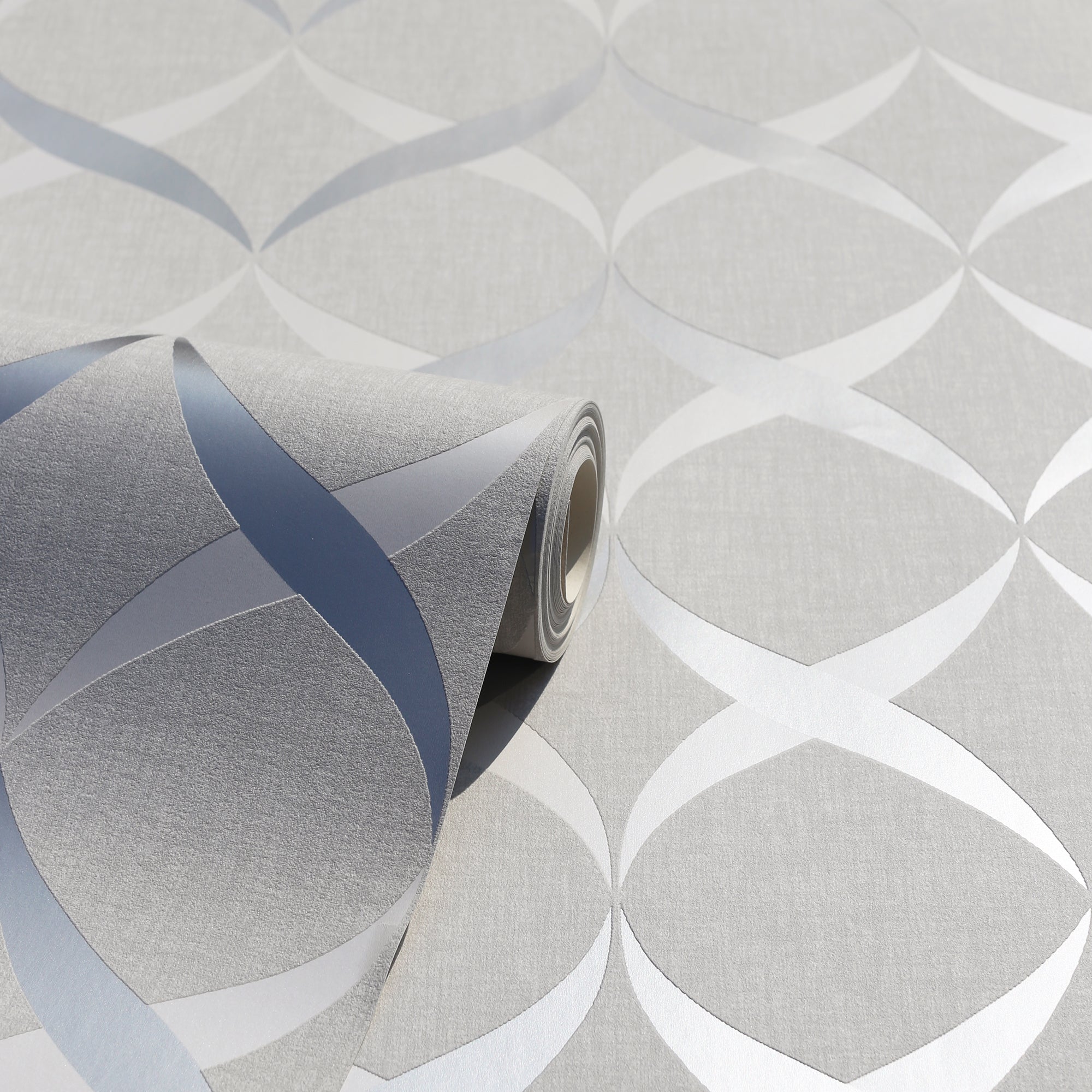 Metallic Ogee Silver Wallpaper image 2
