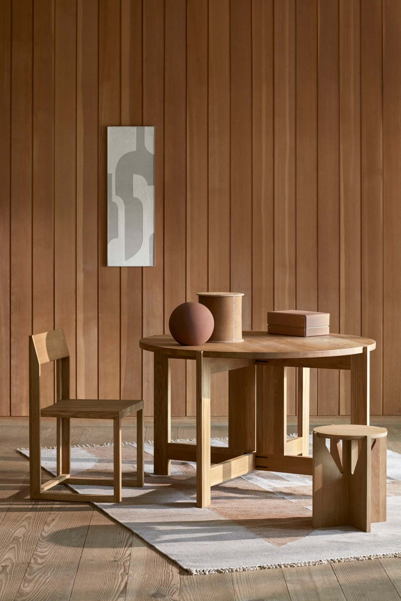 Outline Chair in a minimalist setting, showcasing luxury and modern design in premium home furnishings.