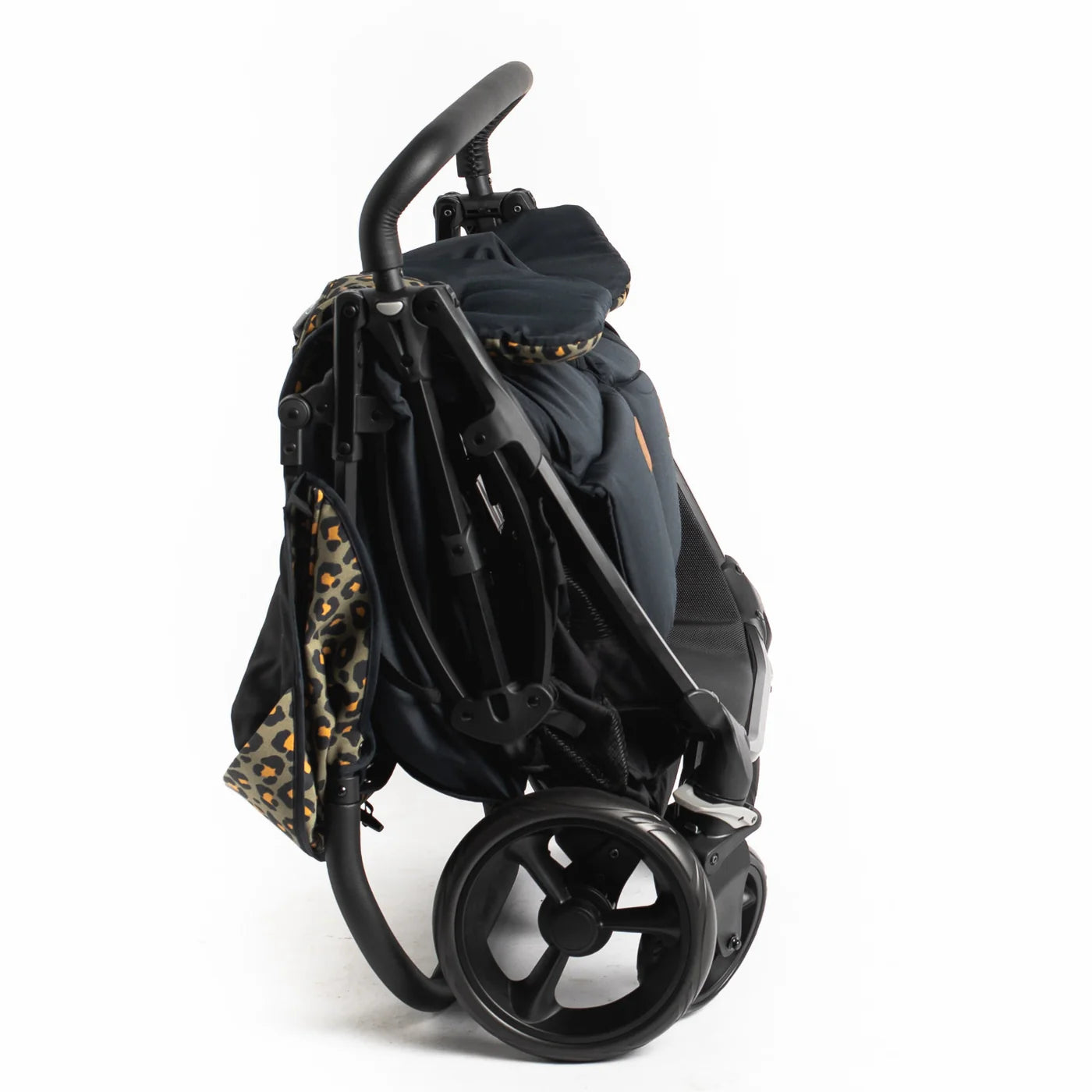 Roma Gemini 2 Base folded stroller - Luxury modern furniture for premium home decor.