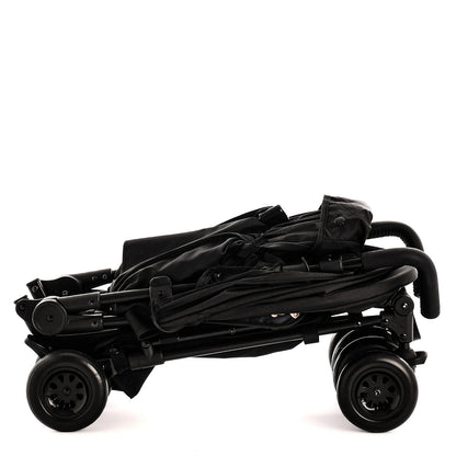 Folded Roma Rizzo 2 Teddy Cream Stroller – Luxury and modern pushchair for travel. Lightweight, stylish, and compact design.