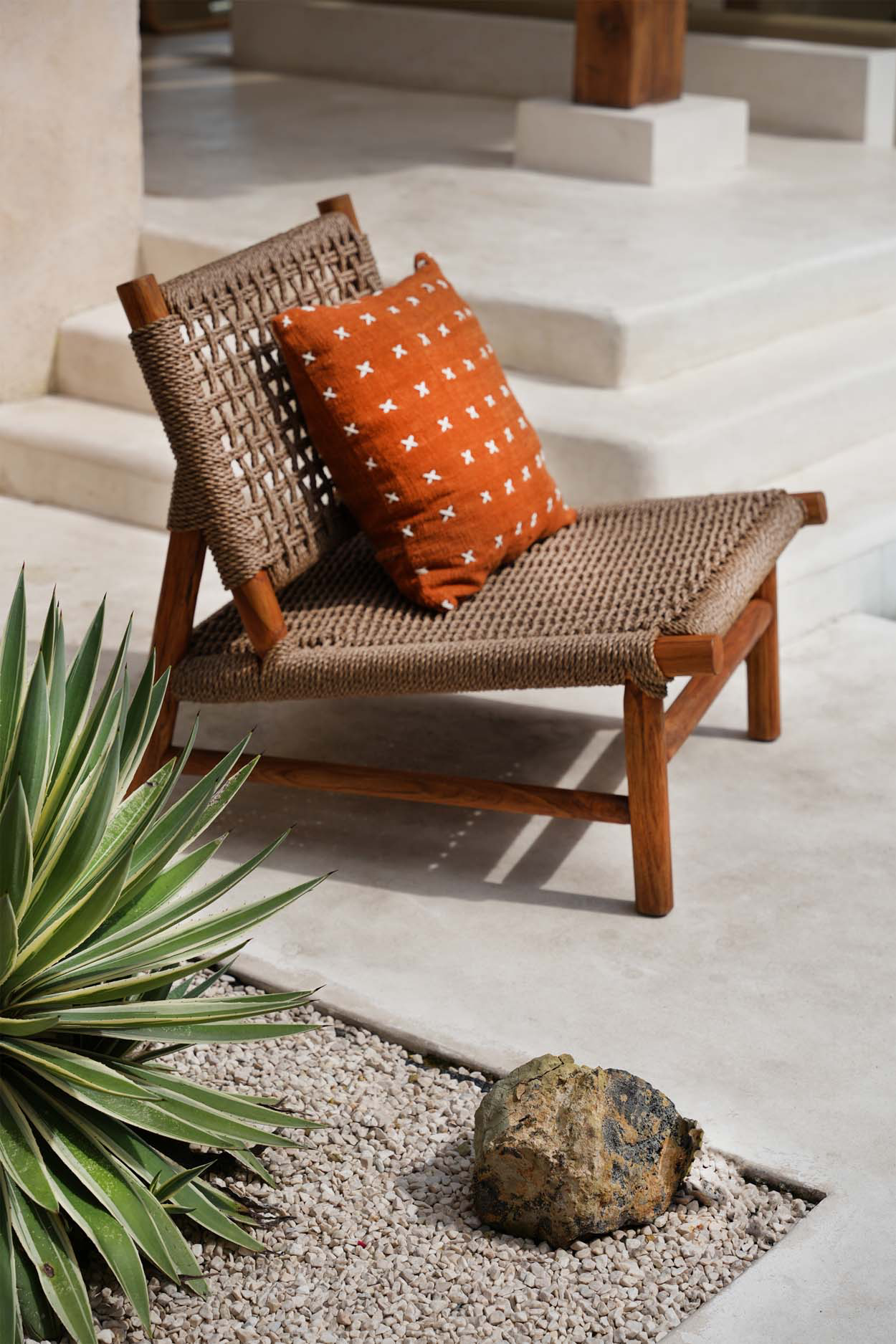 The Ilha Viro One Seater - Outdoor - Natural Brown image 2